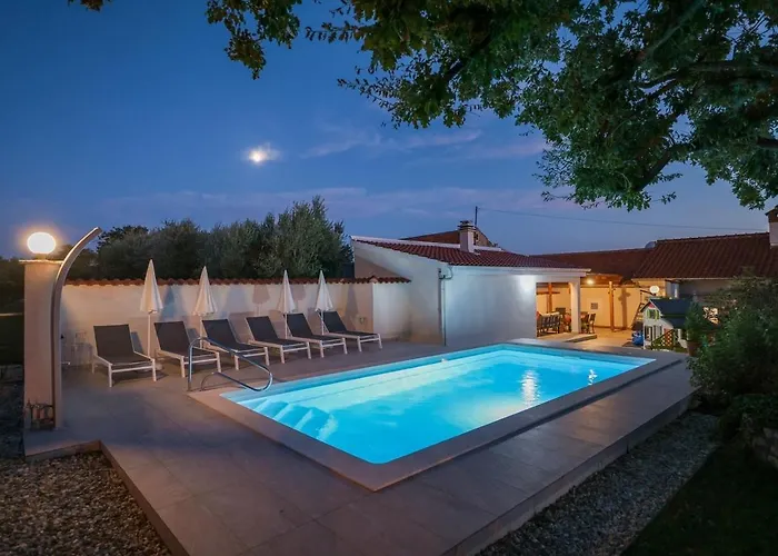 Luxury With A Swimming Pool Poljica, Zadar - 22070 * Vrsi