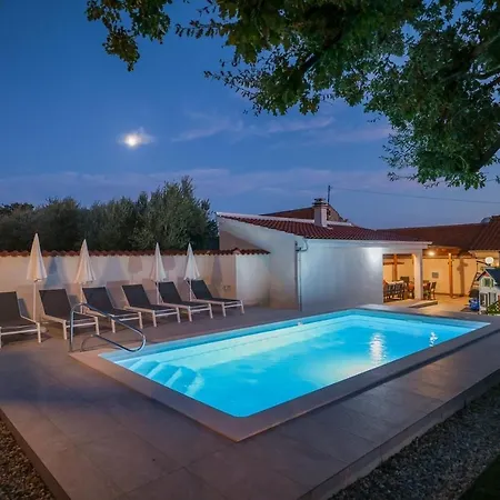 Luxury With A Swimming Pool Poljica, Zadar - 22070 * Vrsi